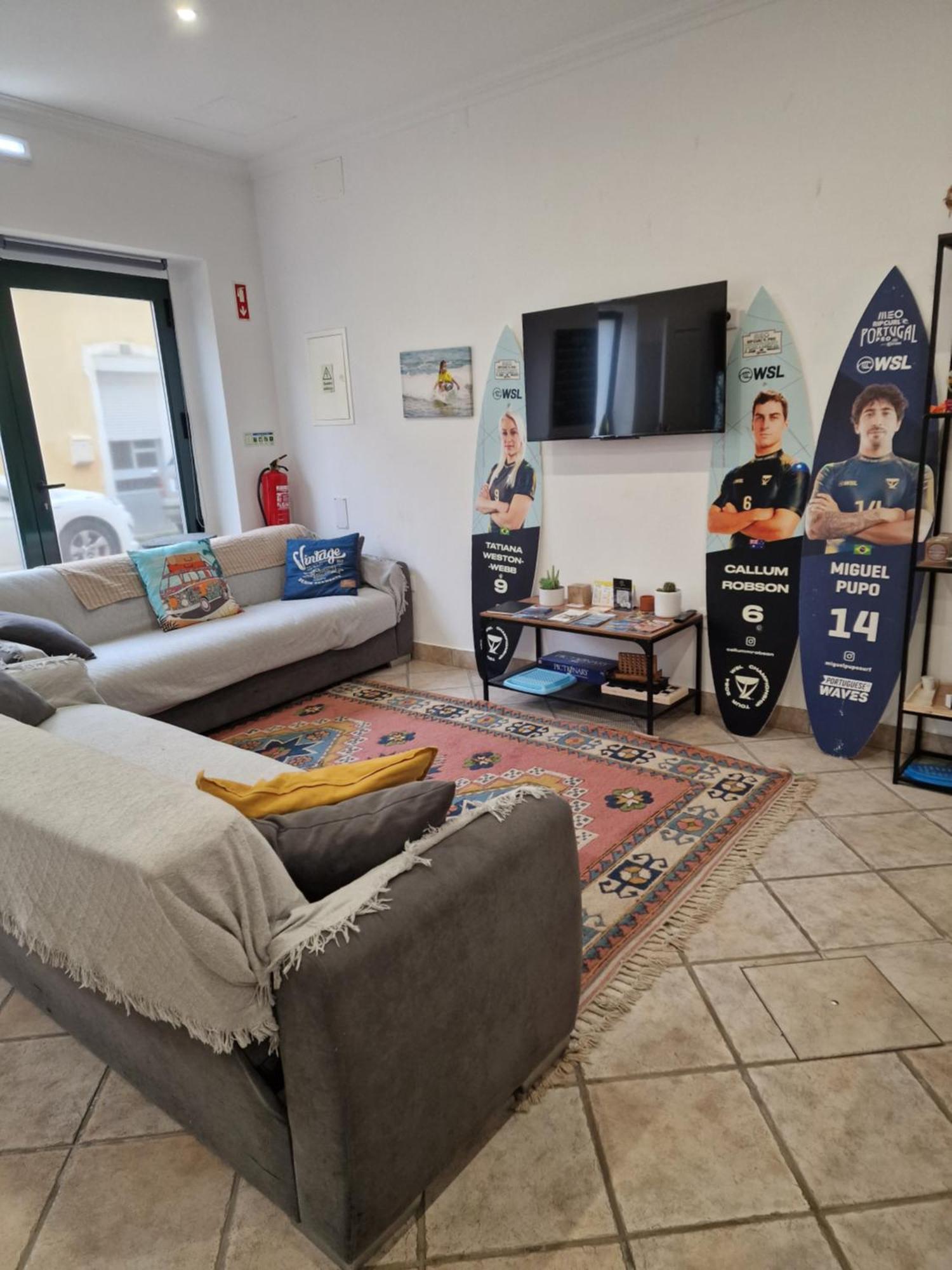 Wolley - Peniche Guesthouse 2 Extérieur photo