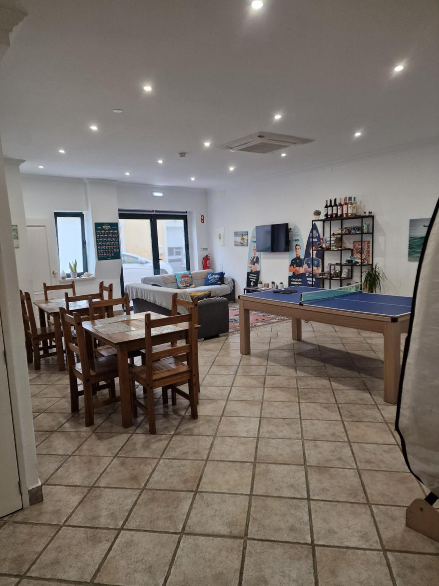 Wolley - Peniche Guesthouse 2 Extérieur photo